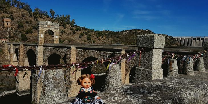 Juana del Arco Extremeño en el Puente de Alcántara